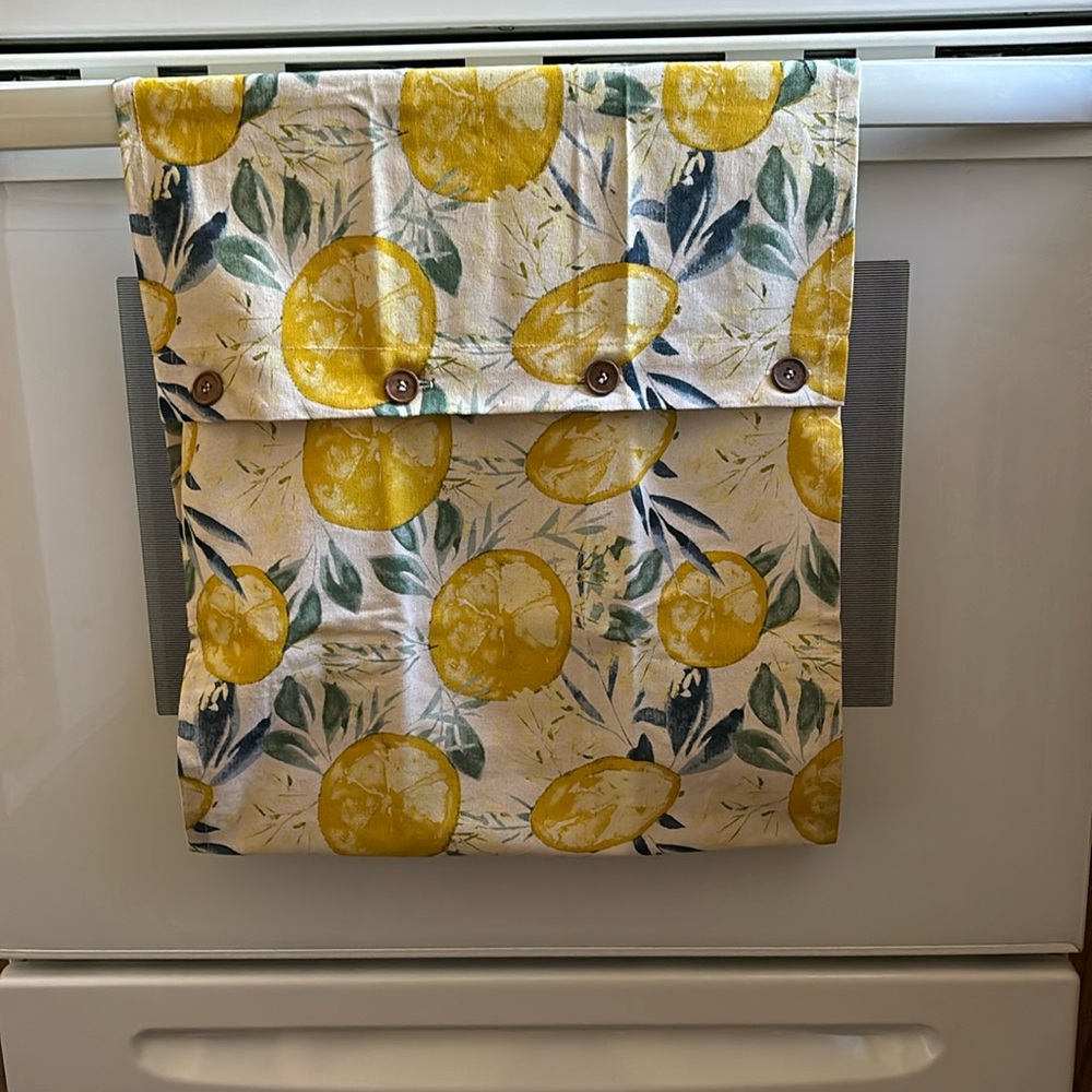DEMDACO Infinity Loop Hand Towel